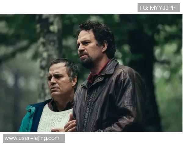 足球场上的美丽与力量交织的传奇故事